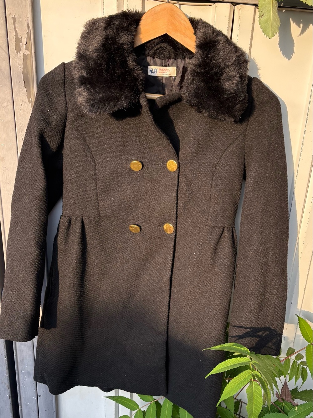 H&M Black Double-Breasted Pea Coat with Faux Fur Collar
